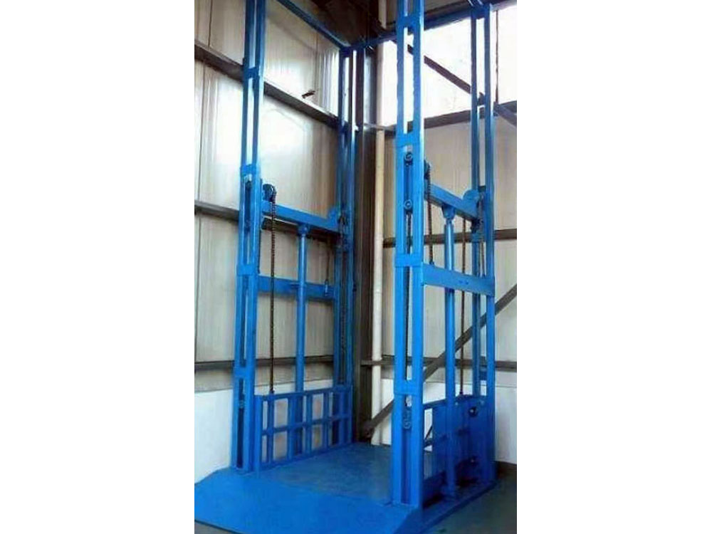 導軌式升降貨梯